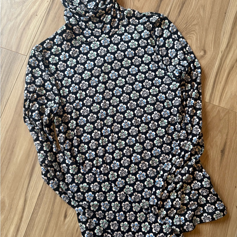 Floral Black and White Women's Top